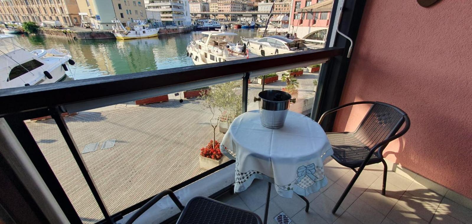Appartamento Sul Mare Kate Genua Exteriör bild